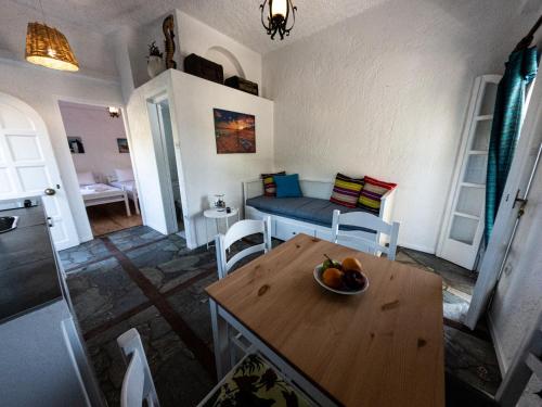 Τea & Sea apts gîte à louer Sarantáris