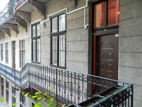 Astoria Centrum Studio Apartment - image 2