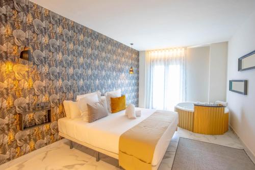 Double Room image 7