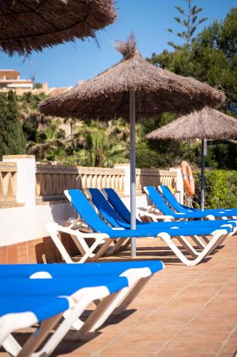 Basen, Playa & Beach Apartments Mijas Costa & Fuengirola by ALFRESCO STAYS in Mijas