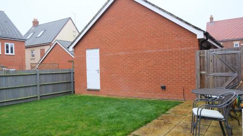 Spacious & Contractor & Family & Private Parking & Garden