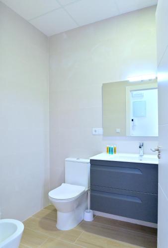Two-Bedroom Apartment image 5