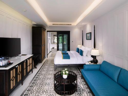 room detail thumbnail 0