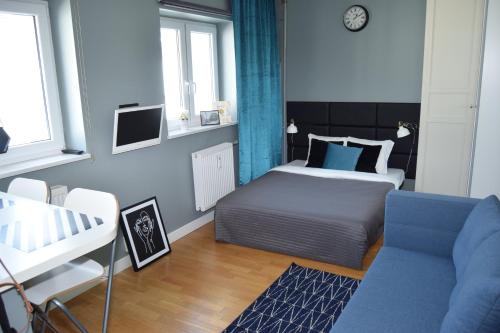 One-Bedroom Apartment image 10