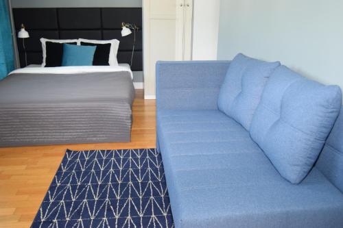 One-Bedroom Apartment image 4
