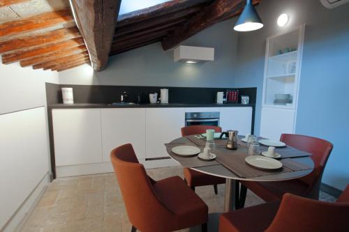 Augusto Imperial Apartment and Suites - Castel Sant'Angelo, Rzym (zdjęcie 7)