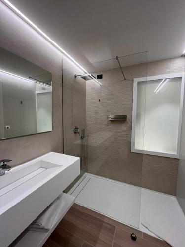 Hotel Columbus Room Type - Deluxe Double Room with Sea View