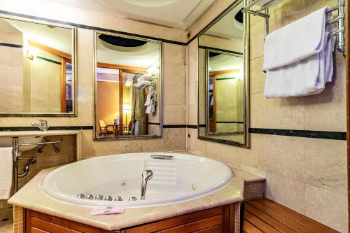 Hotel Motel Miami – Pioltello, DC