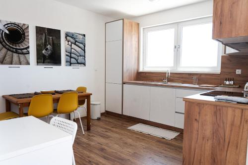 Station 22 - Brand new apartment with a terrace and private parking, Vir (foto 2)