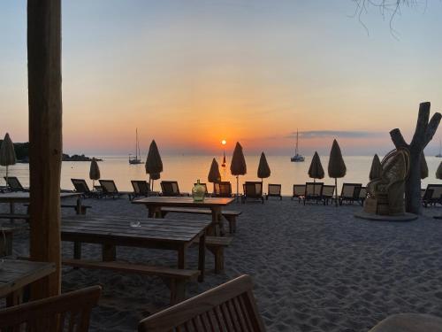 Les Lodges de la Plage U Dragulinu 2