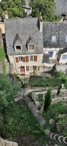 maison sans vis à vis dans centre historique