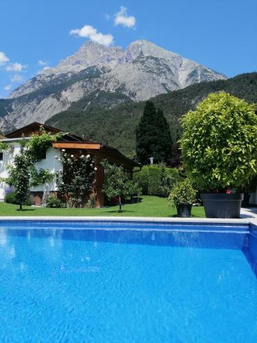 Úszómedence, Haus Thomas in Telfs