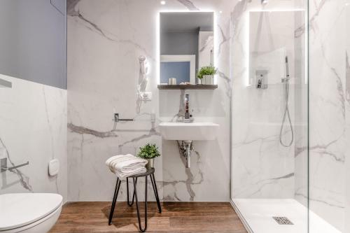 Bathroom, Ugo Bassi Apartments in Bologna