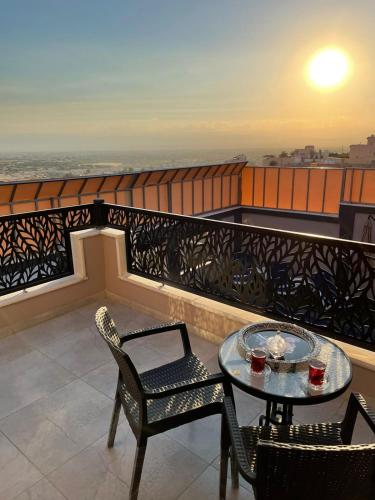 Terraza/balcón,  de 280 m² en Al Rama, con 3 habitación(es) y 2 baño(s) privado(s) (Villa jana chalet) in Al Rama