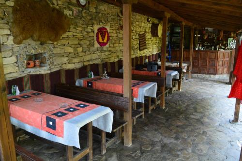 The Old House Guest House in Obedinenie