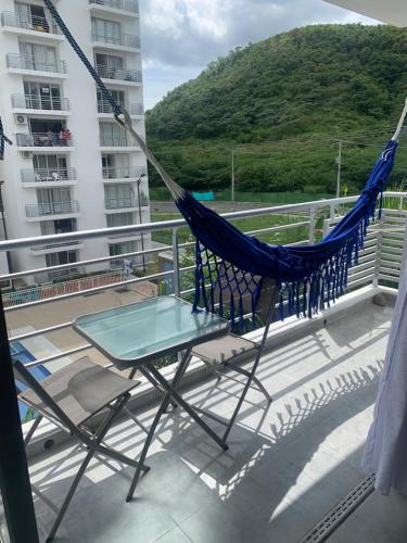 Aqualina Green Girardot