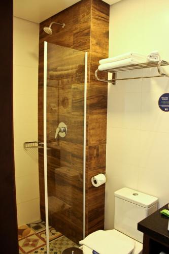 377800489 Blue Hill Hotel