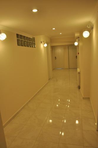 Hotel Iscen - image 5