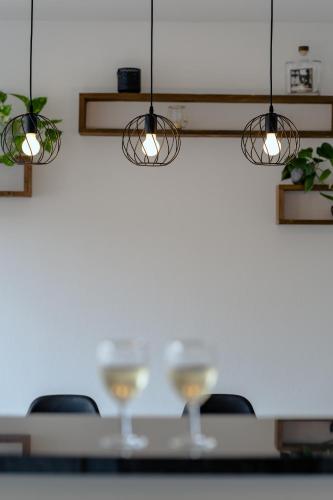 Faciliteiten, Apartment in the city center with free parking in Biel