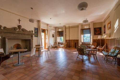 共用Lounge/電視區, Villa Santa Margherita - Albergo in 科爾托納