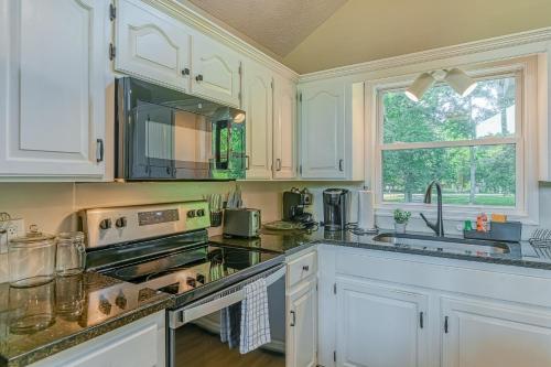 The Blue Heron Retreat in Bumpass, USA