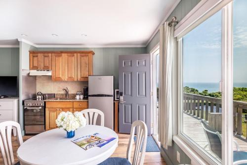 Hartman's Briney Breezes Beach Resort - 주변 환경