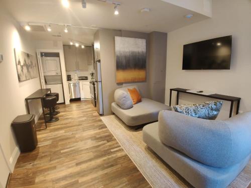 Inner Harbor's Best Furnished Luxury Apartments apts