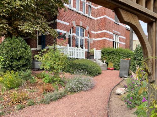 Maison Stout - image 11