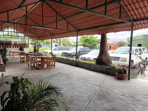 ทัศนียภาพภายนอกโรงแรม, HOTEL MARIA TERESA in ริโอเบร์เด