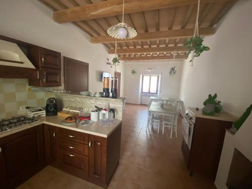 Konyha, B&B I Giardini in Pieve Torina