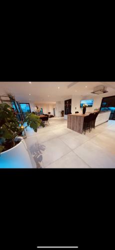 Magnifique villa avec jaccuzi photo 4