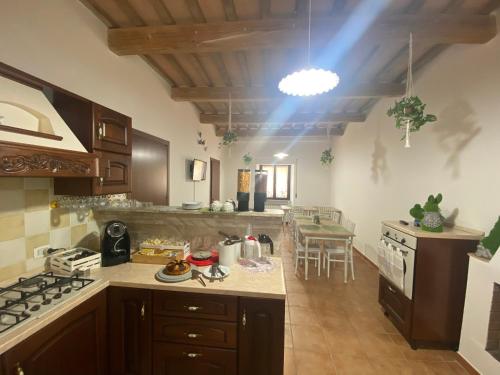 Konyha, B&B I Giardini in Pieve Torina