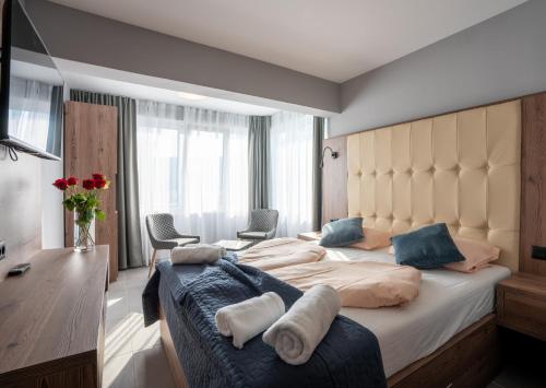 "Echo" B&B rooms, boutique beach hotel Room Type - Deluxe Double Room with Extra Bed
