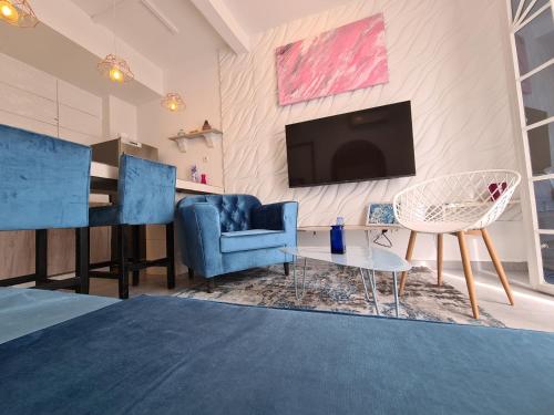 One-Bedroom Apartment image 10