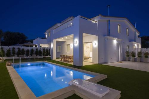 THE QUAD Luxury Villas – khách sạn tại Ligia