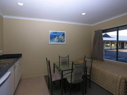 廚房, Discovery Motor Lodge in 馬斯特頓