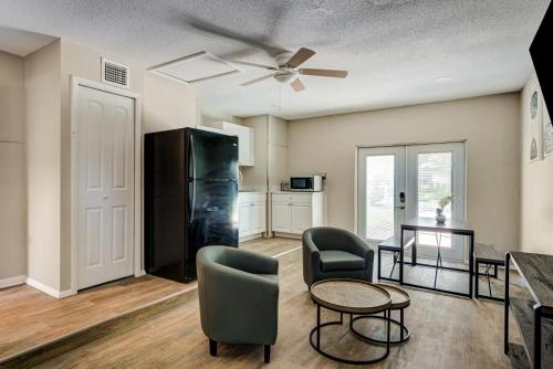 Quiet Location Duplex House - Minutes Away from Everything - Winter Park, Florida in Orlando, USA