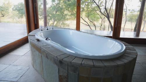 Livingstone Bush Lodge, Mabalingwe