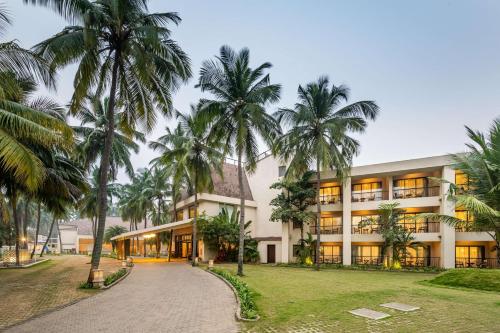 Silver Waves Resort & Spa Daman, a member of Radisson Individuals