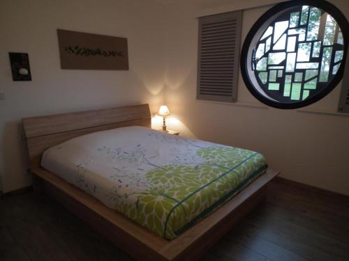 Gîte Géraudot 5 pièces 8 personnes - FR-1-543-18 - image 12