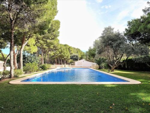 Bright villa in Moraira with private pool gîte à louer Allier