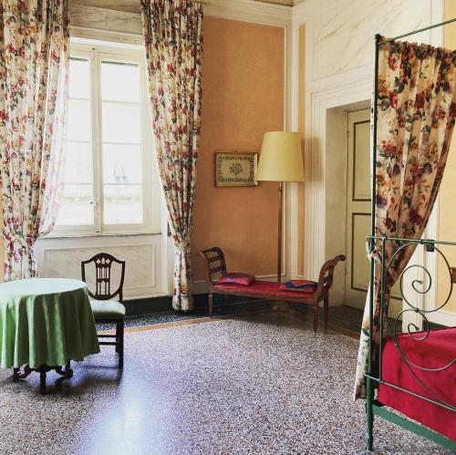 德艾博卡帕拉佐图茨住宿加早餐旅馆