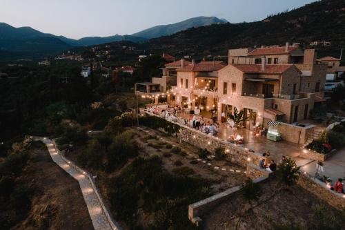 Diapori Suites Hotel – Kardamili, VA