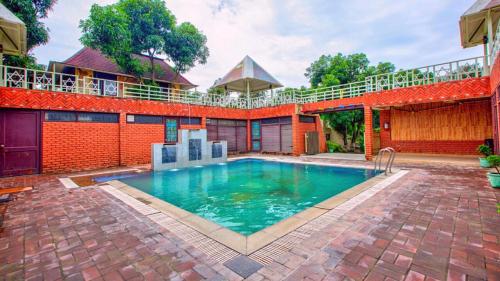 Vaade, Pyramid Home Divine - A Wellness Resort in Selakui