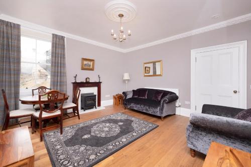 JOIVY Cozy Apt near Edinburgh Castle, Edimburgo (foto 10)