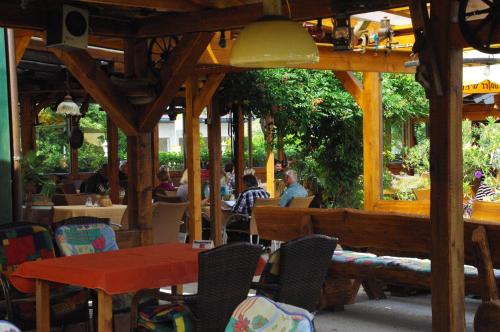 Landhotel Heidekrug - image 8