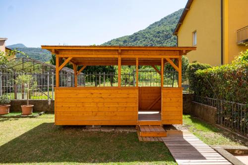 DINO'S HOME in อิสเซโอ