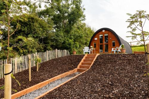 Ivy hill Glamping Pod in 恩尼斯