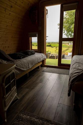 Ivy hill Glamping Pod in 恩尼斯
