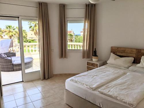 Casa Luzia in Costa del Zefir